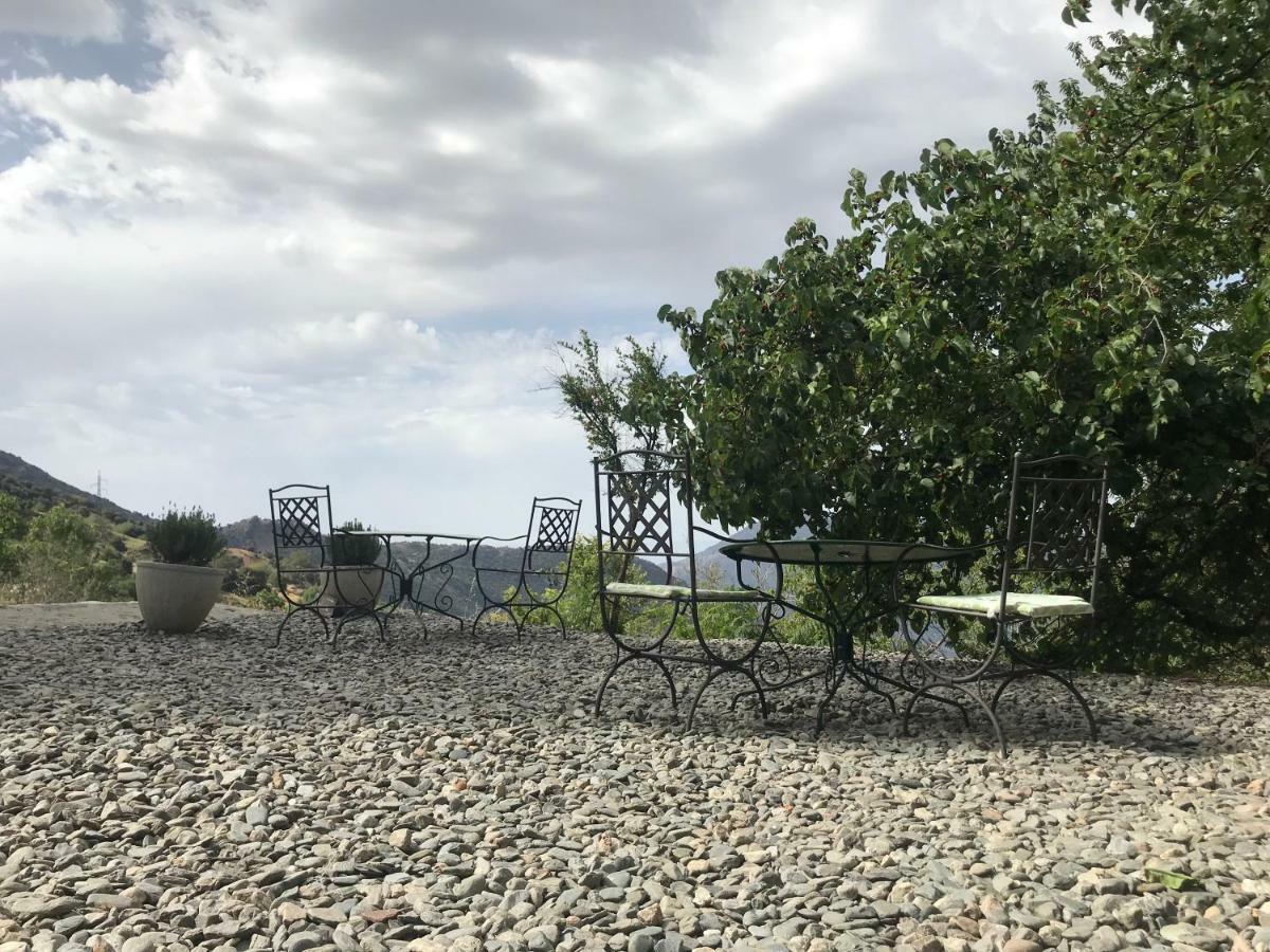 Casa Rural Catifalarga Alpujarra กาปีเลย์รา ภายนอก รูปภาพ